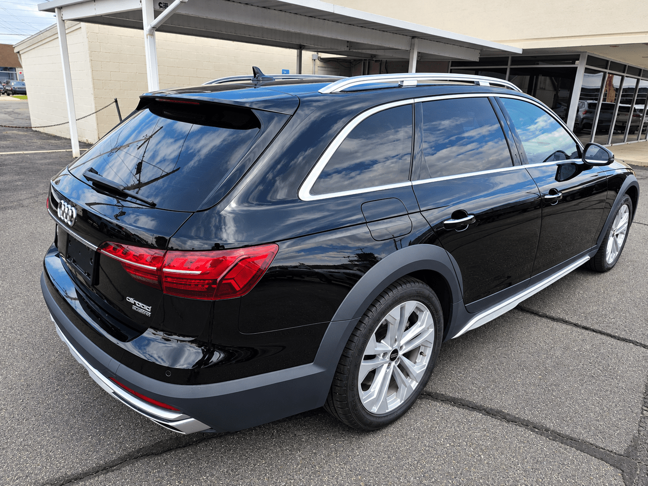 2022 Audi A4 allroad 45 Premium Plus quattro Bang &amp; Olufsen Sound / Top View Camera Portland OR