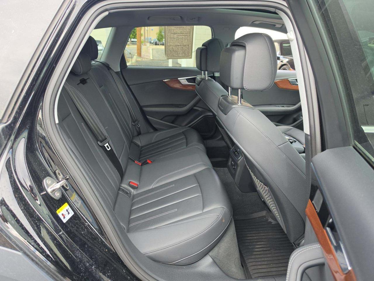 2022 Audi A4 allroad 45 Premium Plus quattro Bang &amp; Olufsen Sound / Top View Camera Portland OR
