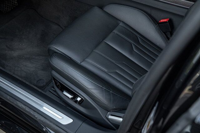 2022 Audi A8  Selma TX