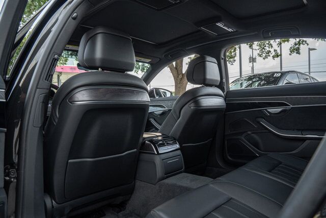 2022 Audi A8  Selma TX