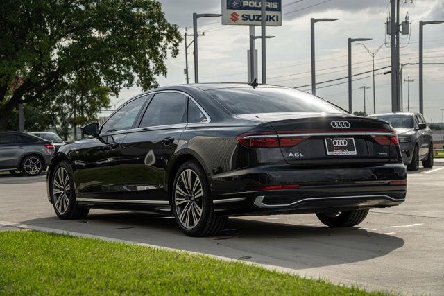 2022 Audi A8  Selma TX