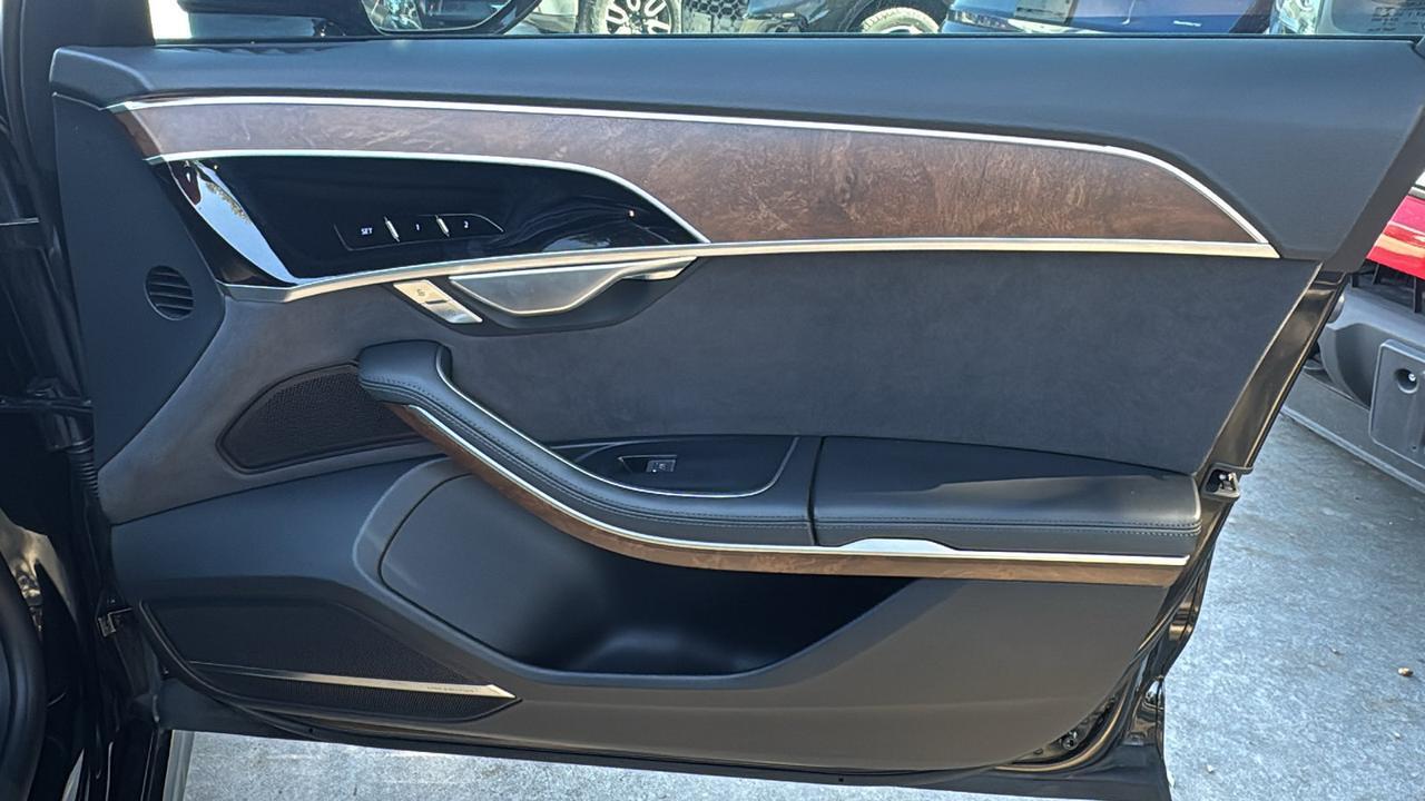 2022 Audi A8  Selma TX