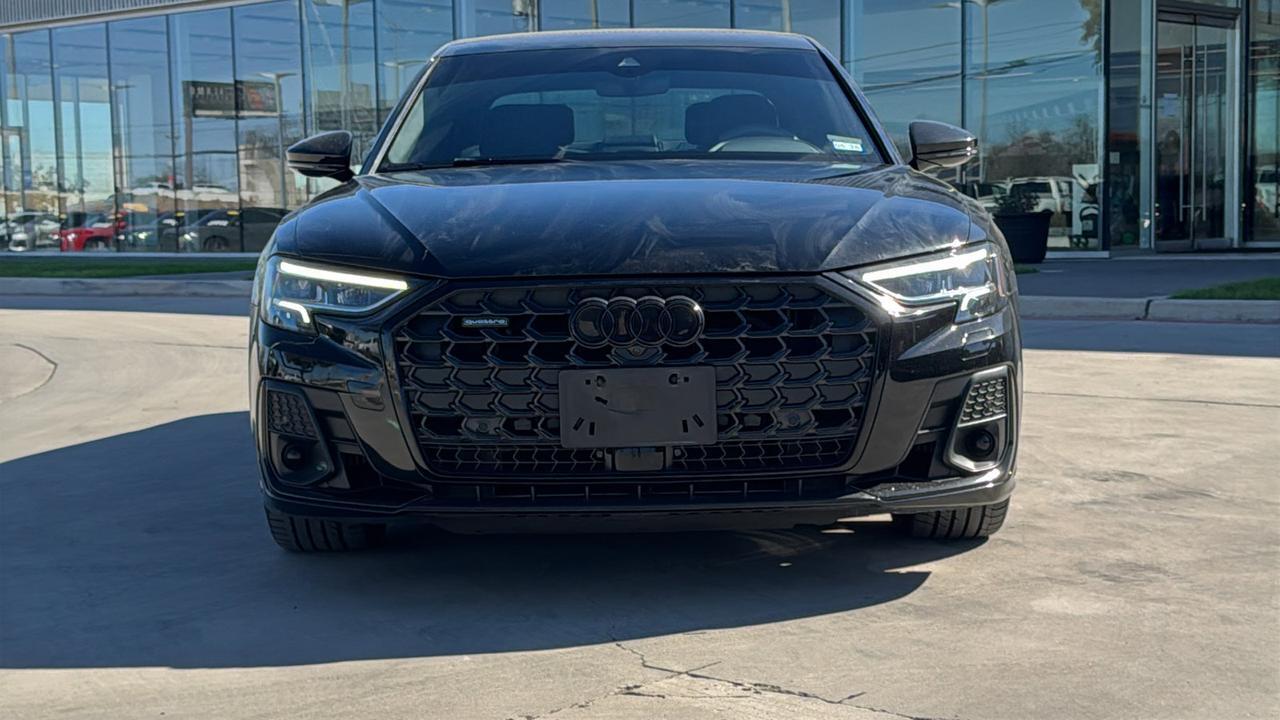 2022 Audi A8