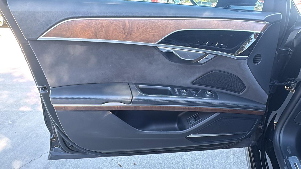 2022 Audi A8  Selma TX