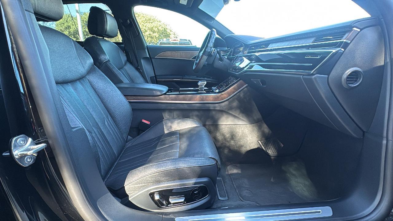 2022 Audi A8  Selma TX