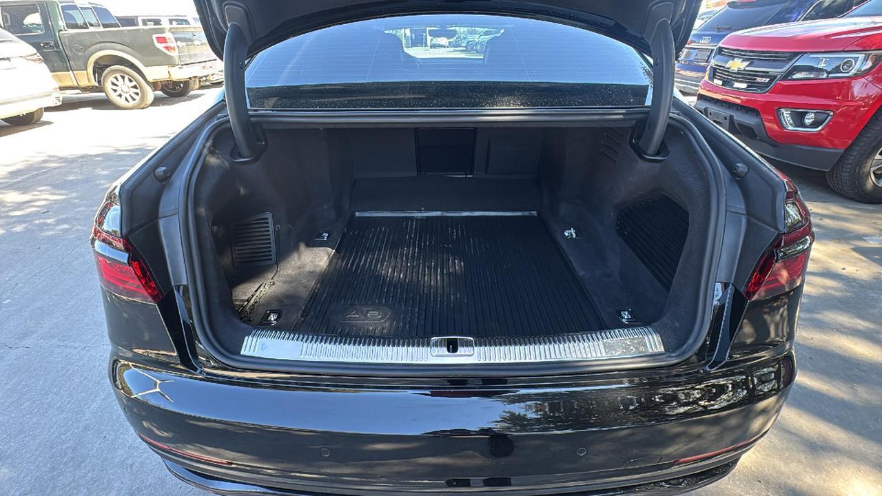 2022 Audi A8  Selma TX