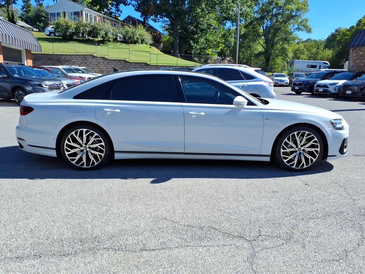 2022 Audi A8 L quattro 55 TFSI