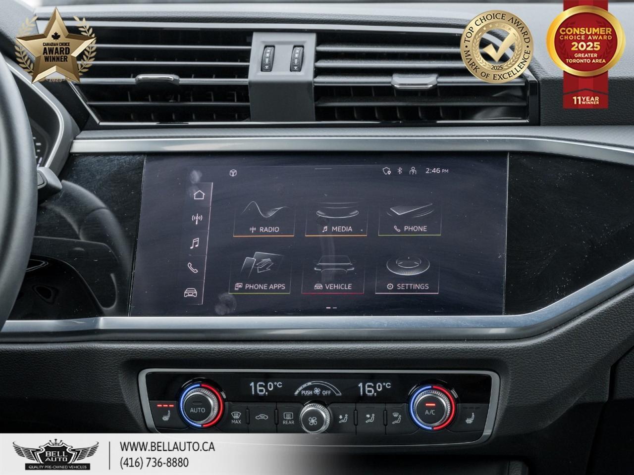 2022 Audi Q3 Komfort | PANO ROOF | LEATHER | BACKUP CAM | CLEAN CARFAX | LOW KILOMETERS Toronto ON