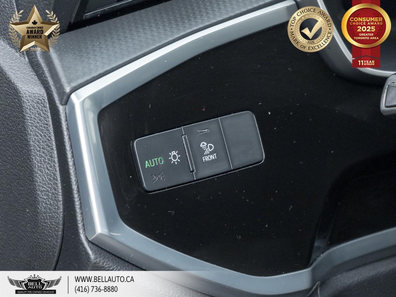 2022 Audi Q3 Komfort | PANOROOF | LEATHER | HEATED SEATS | BACKUPCAM | NOACCIDENT Toronto ON