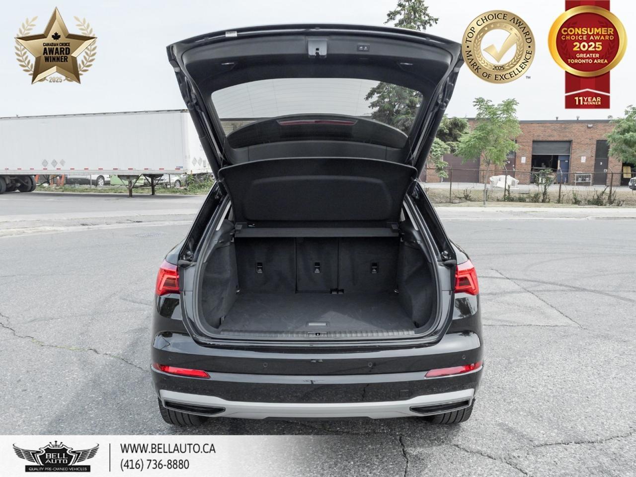 2022 Audi Q3 Komfort | PANOROOF | LEATHER | HEATED SEATS | BACKUPCAM | NOACCIDENT Toronto ON