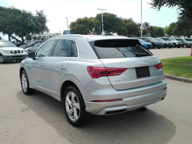 2022 Audi Q3 Premium 40 TFSI quattro Tiptronic Plano TX