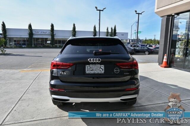 2022 Audi Q3 Premium / AWD / Convenience Pkg / Power & Heated Leather Seats / Panoramic Sunroof / Blind Spot Alert / Apple CarPlay & Android Auto / USB Input / Back Up Camera / 30 MPG / 1-Owner Anchorage AK
