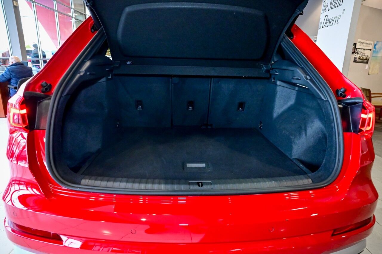 2022 Audi Q3 Premium, Convenience Pkg Springfield NJ