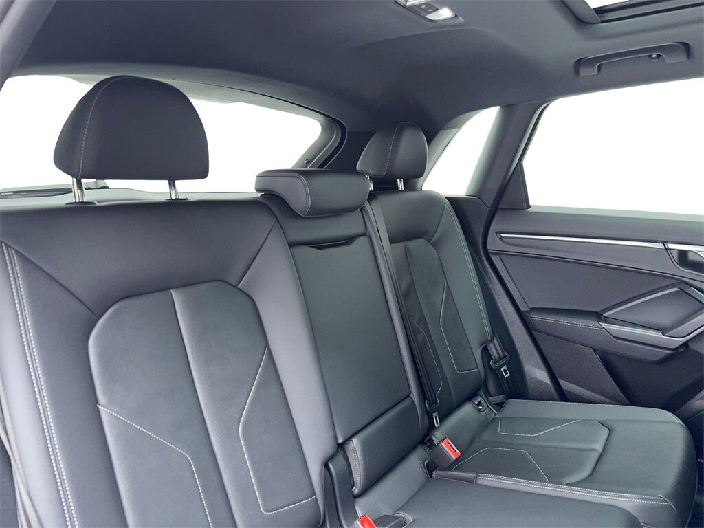 2022 Audi Q3 Premium Plus NAV,CAM,PANO,HTD STS,BLIND SPOT Plano TX