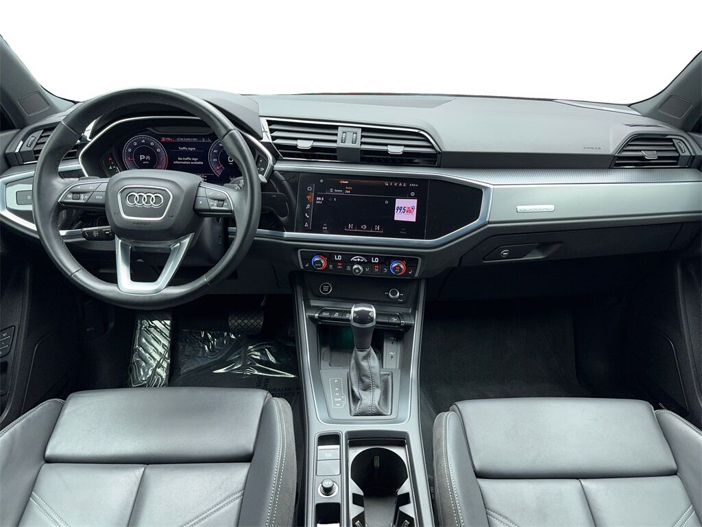 2022 Audi Q3 Premium Plus NAV,CAM,PANO,HTD STS,BLIND SPOT Plano TX