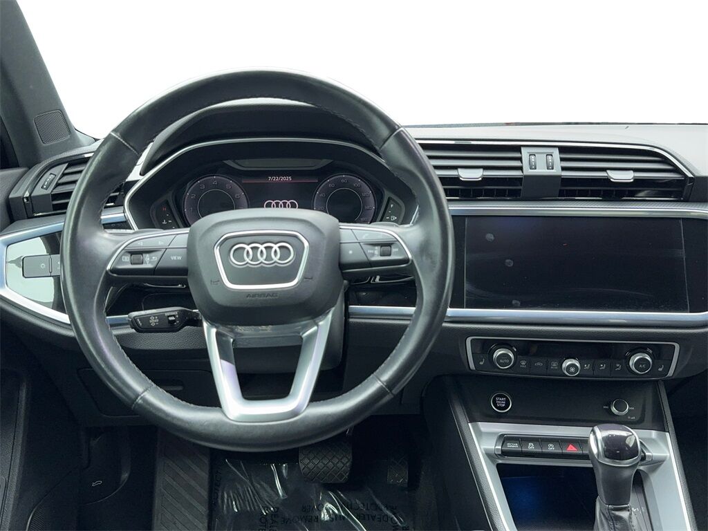 2022 Audi Q3 Premium Plus NAV,CAM,PANO,HTD STS,BLIND SPOT,19&quot; W Plano TX