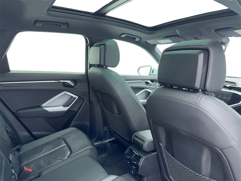 2022 Audi Q3 Premium Plus NAV,CAM,PANO,HTD STS,BLIND SPOT,19&quot; W Plano TX