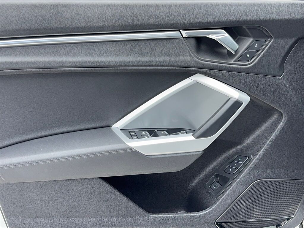 2022 Audi Q3 Premium Plus NAV,CAM,PANO,HTD STS,BLIND SPOT,19&quot; W Plano TX
