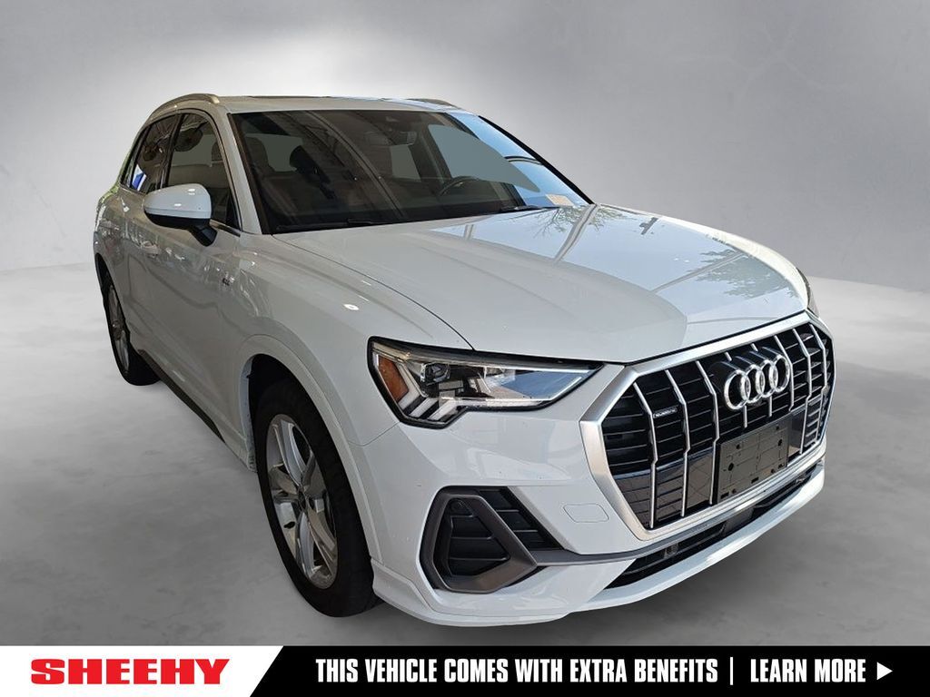 2022 Audi Q3