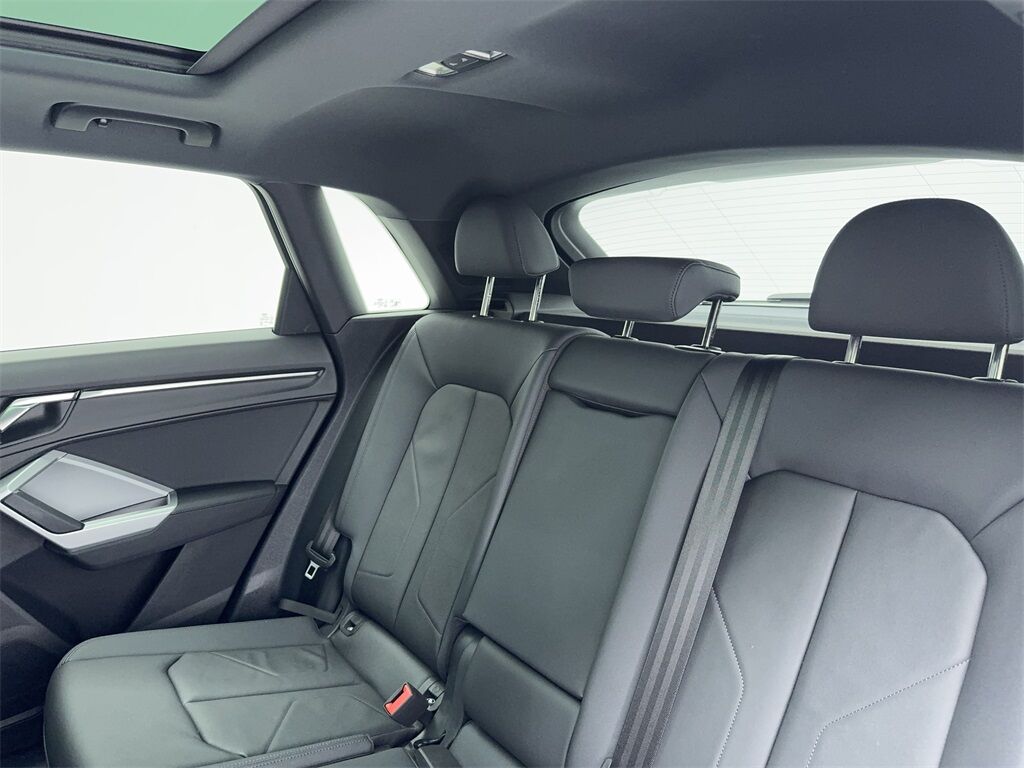 2022 Audi Q3 Premium S Line CAM,PANO,HTD STS,BLIND SPOT Plano TX