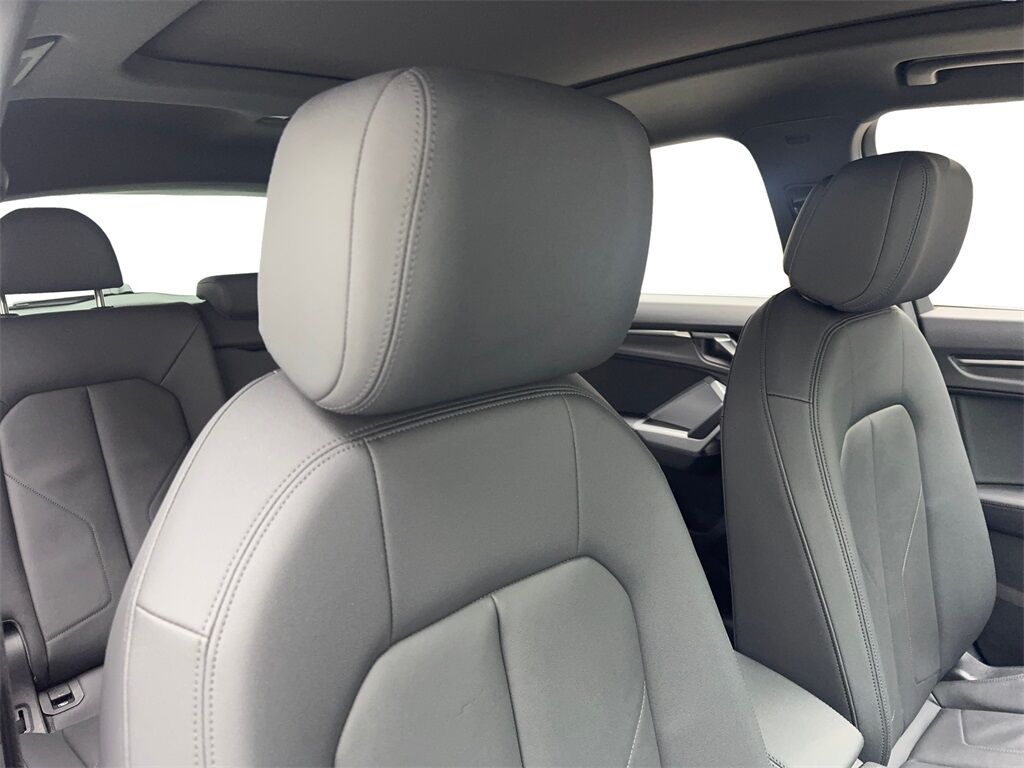 2022 Audi Q3 Premium S Line CAM,PANO,HTD STS,BLIND SPOT,18&quot; WLS Irving TX