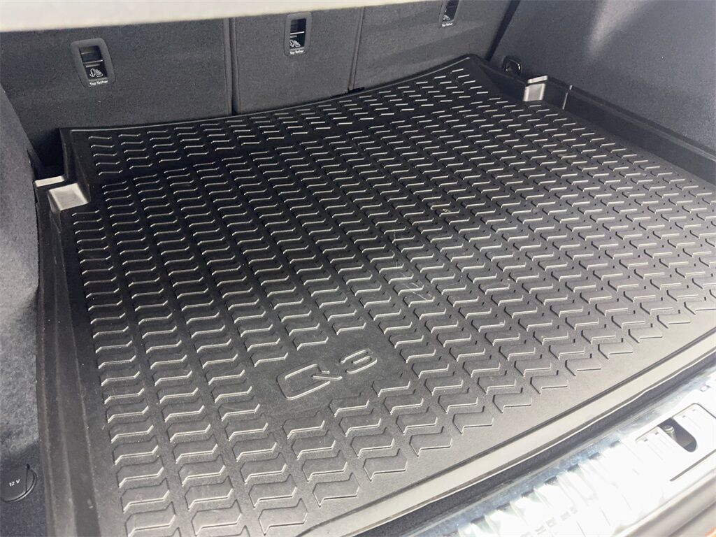 2022 Audi Q3 Premium S Line CAM,PANO,HTD STS,BLIND SPOT,18&quot; WLS Irving TX