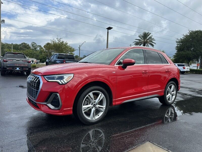 2022 Audi Q3 S line Premium Plus