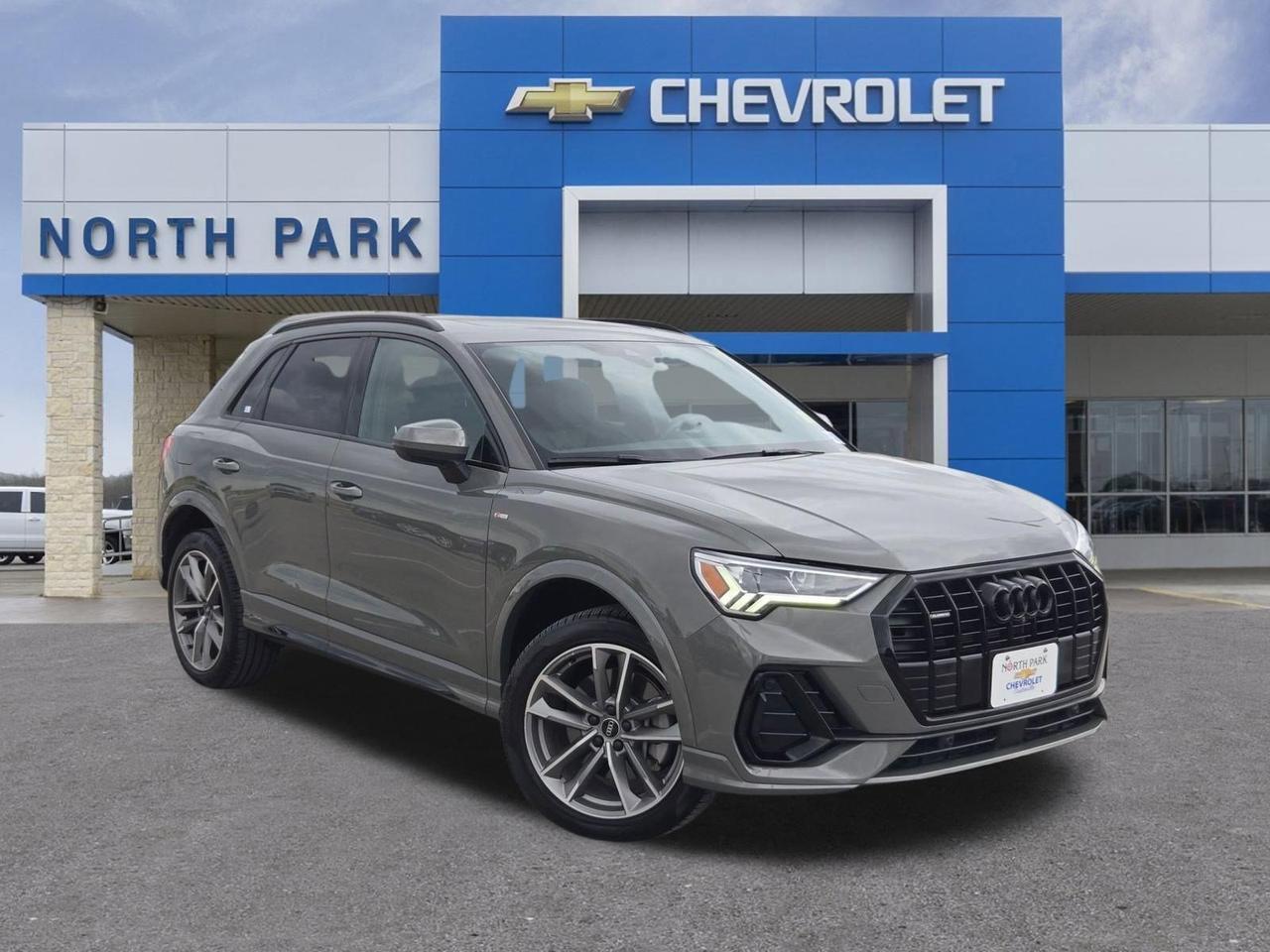 2022 Audi Q3