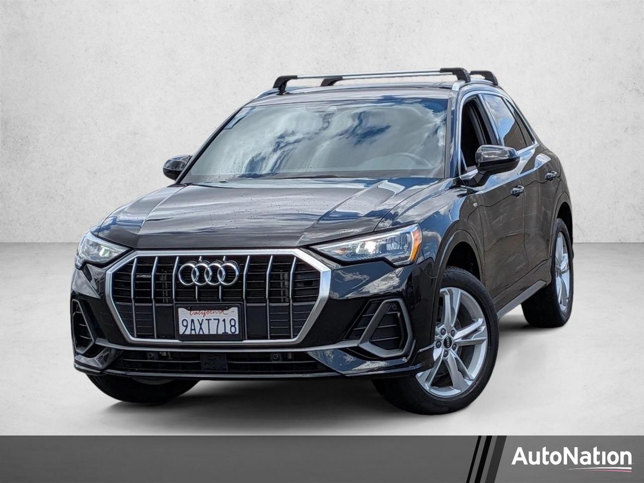 2022 Audi Q3 S line Premium