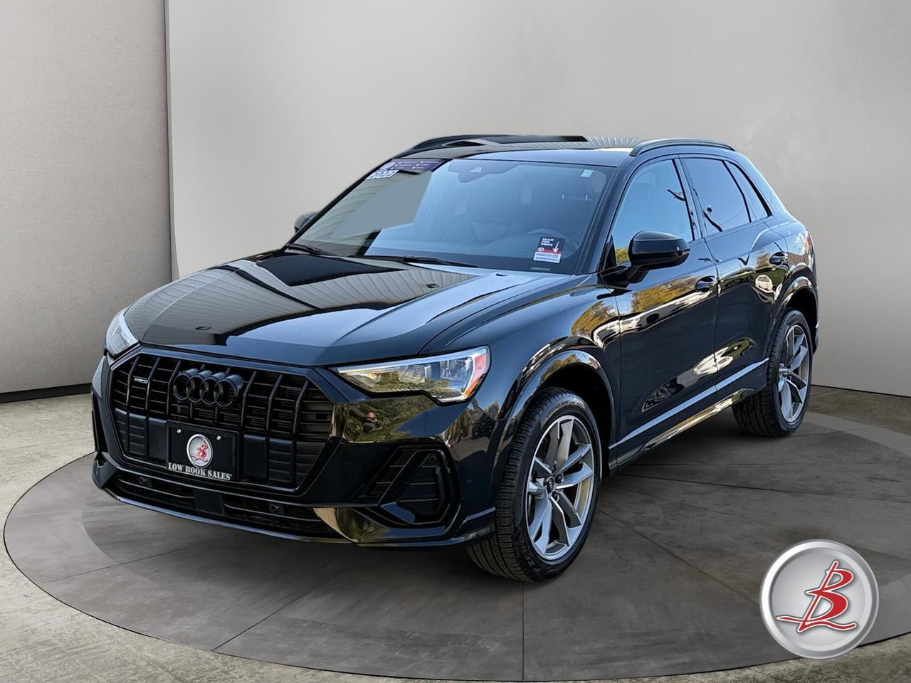 2022 Audi Q3 S line Premium