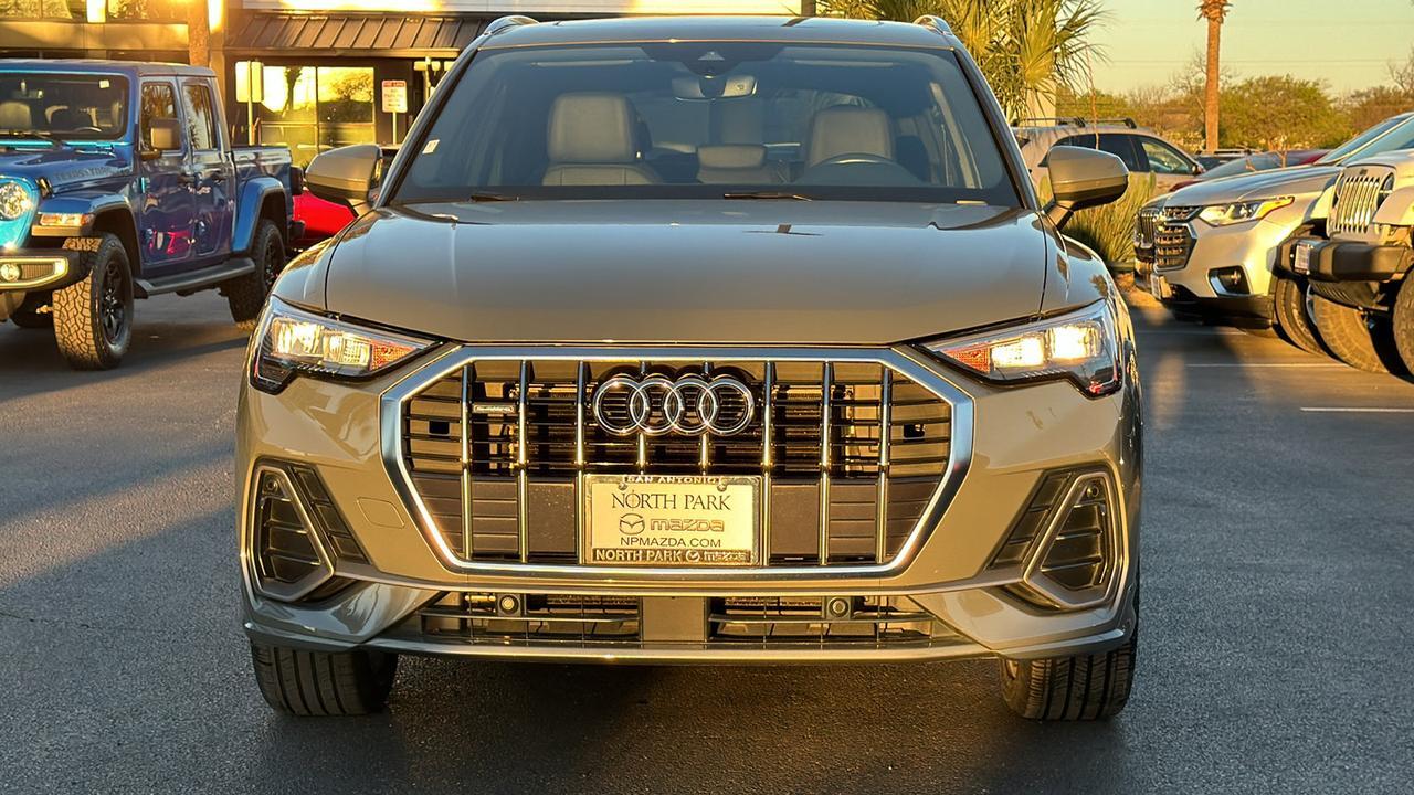 2022 Audi Q3 S line Premium