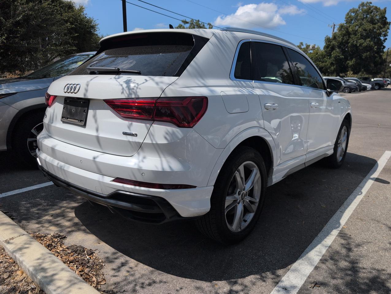 2022 Audi Q3 S line Premium
