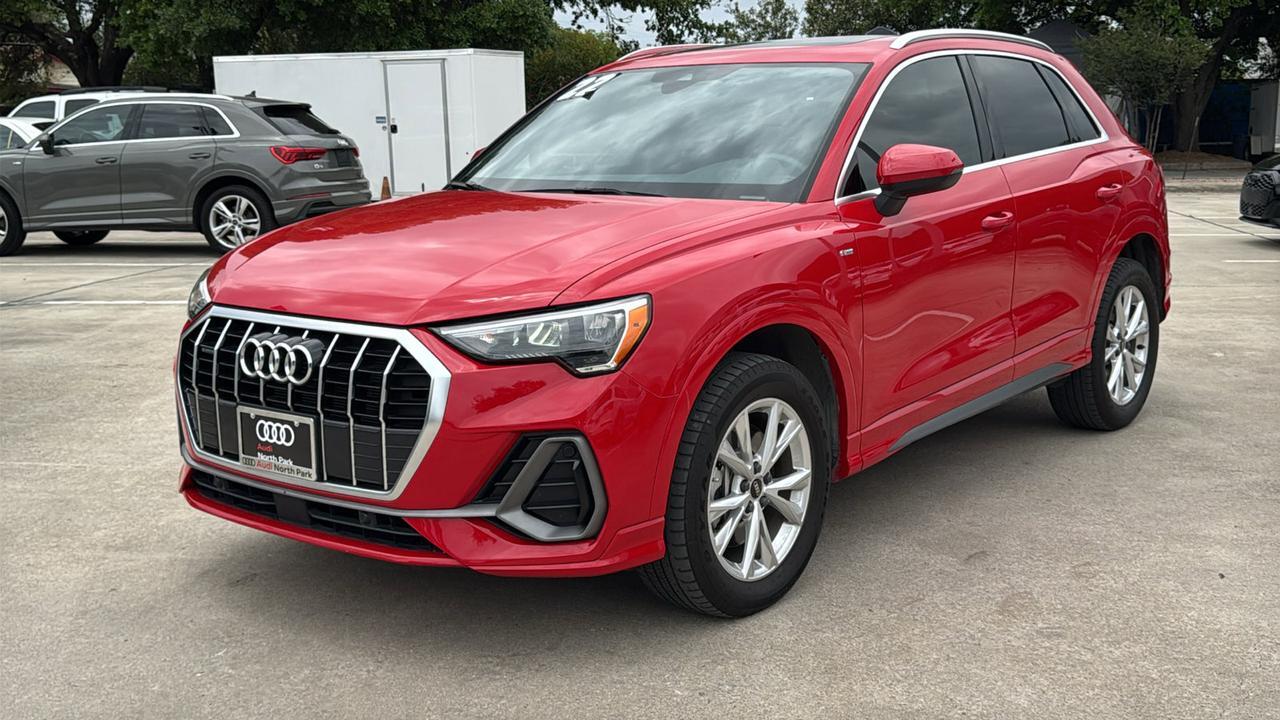 2022 Audi Q3 S line Premium