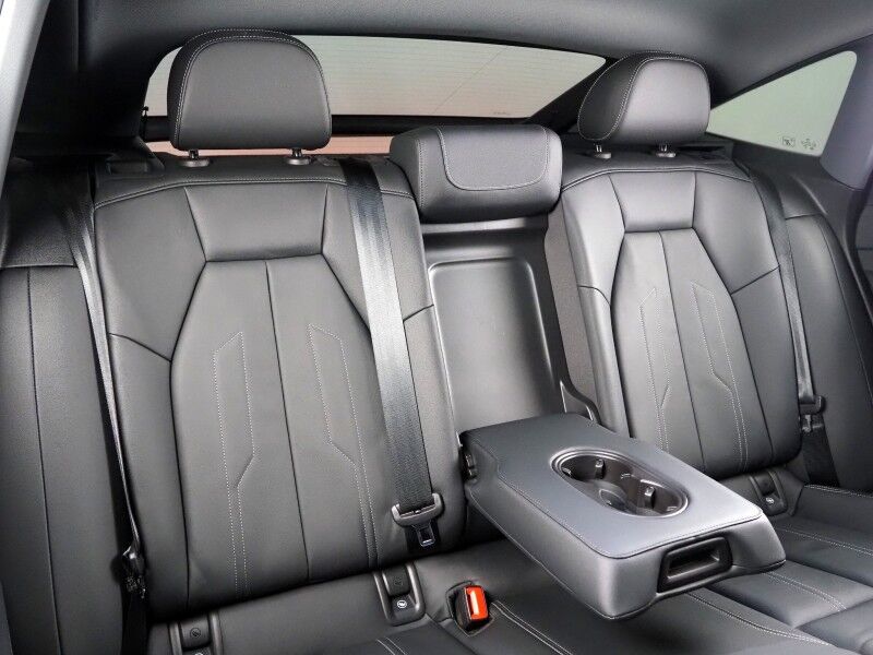 2022 Audi Q4 Sportback e-tron Premium Plus 50 Quattro *S-LINE PLUS PKG, TECHNOLOGY PKG, NAVIGATION, VIRTUAL COCKPIT, ADAPTIVE CRUISE, SAFETY ALERTS, PANO MOONROOF, LEATHER, HEATED SEATS/STEERING, SONOS AUDIO, WIRELESS CHARGING, ANDROID & APPLE Round Rock TX