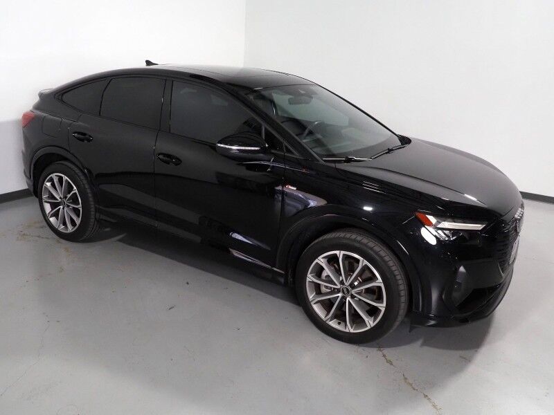 2022 Audi Q4 Sportback e-tron Premium Plus 50 Quattro *S-LINE PLUS PKG, TECHNOLOGY PKG, NAVIGATION, VIRTUAL COCKPIT, ADAPTIVE CRUISE, SAFETY ALERTS, PANO MOONROOF, LEATHER, HEATED SEATS/STEERING, SONOS AUDIO, WIRELESS CHARGING, ANDROID & APPLE Round Rock TX