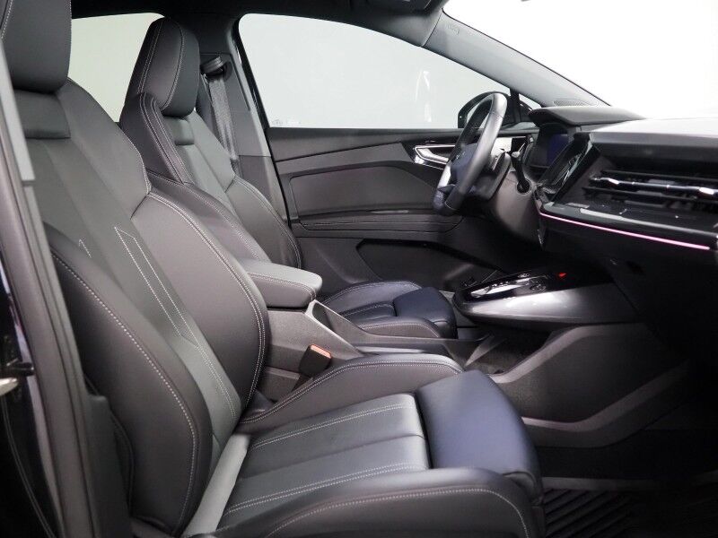 2022 Audi Q4 Sportback e-tron Premium Plus 50 Quattro *S-LINE PLUS PKG, TECHNOLOGY PKG, NAVIGATION, VIRTUAL COCKPIT, ADAPTIVE CRUISE, SAFETY ALERTS, PANO MOONROOF, LEATHER, HEATED SEATS/STEERING, SONOS AUDIO, WIRELESS CHARGING, ANDROID & APPLE Round Rock TX