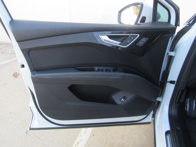 2022 Audi Q4 e-tron Premium Plus 50 quattro Plano TX