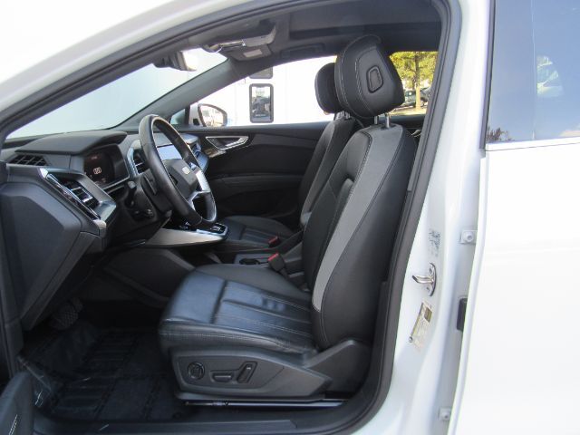 2022 Audi Q4 e-tron Premium Plus 50 quattro Plano TX