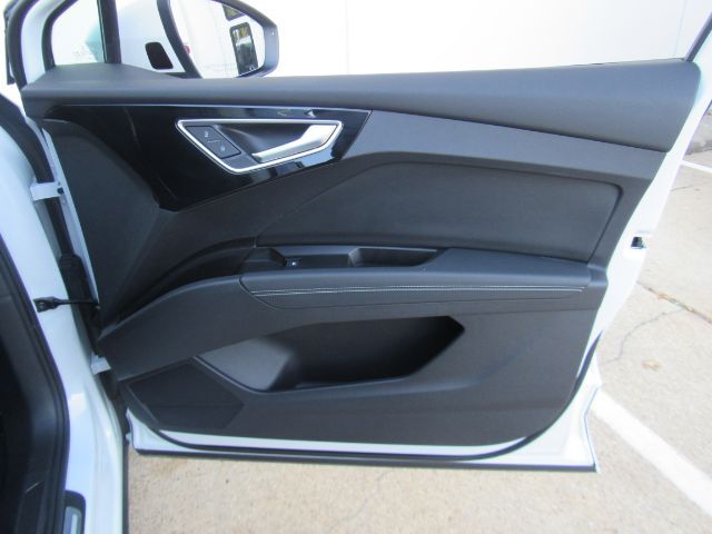 2022 Audi Q4 e-tron Premium Plus 50 quattro Plano TX