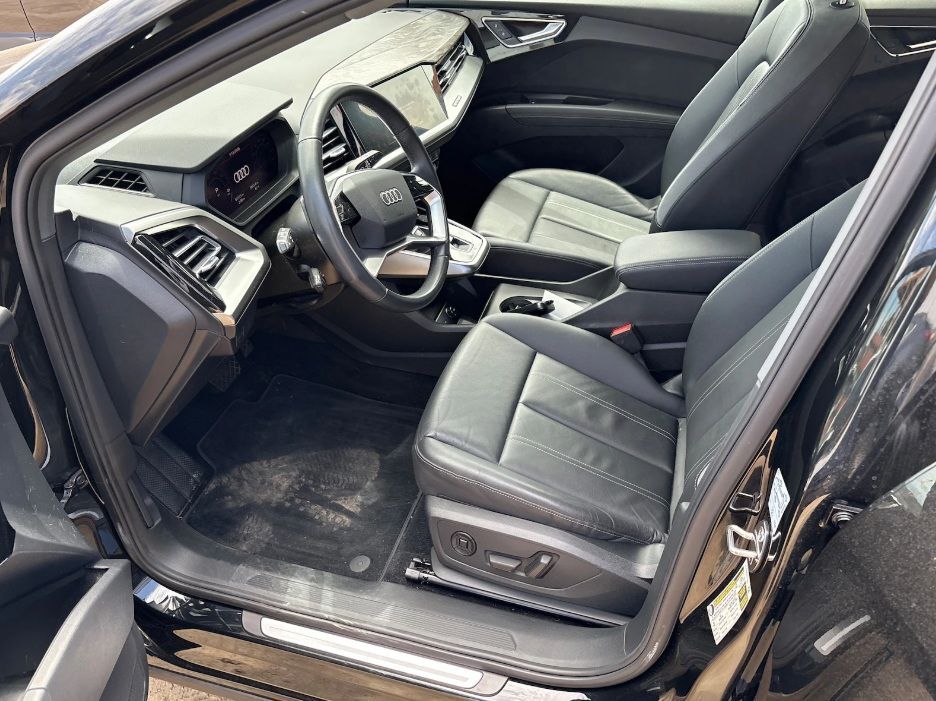 2022 Audi Q4 e-tron Premium Plus OR