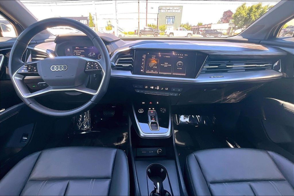 2022 Audi Q4 e-tron Premium Plus OR