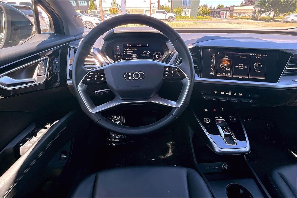 2022 Audi Q4 e-tron Premium Plus OR