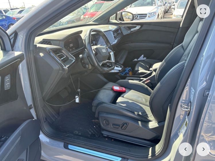 2022 Audi Q4 e-tron Premium Plus OR