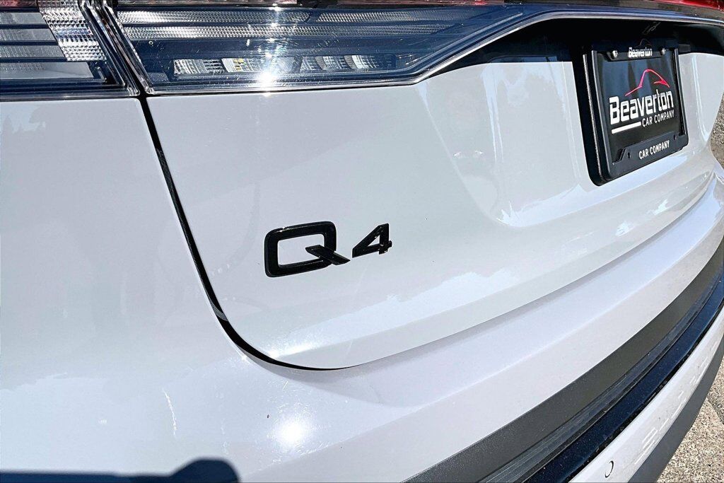 2022 Audi Q4 e-tron Premium Plus OR
