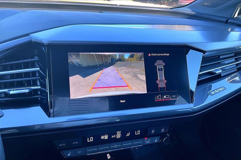 2022 Audi Q4 e-tron Premium Plus OR