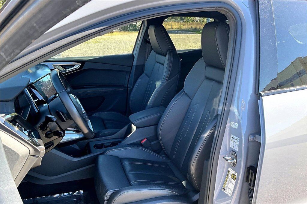 2022 Audi Q4 e-tron Premium Plus OR