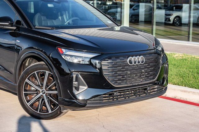 2022 Audi Q4 e-tron Premium Plus  Selma TX