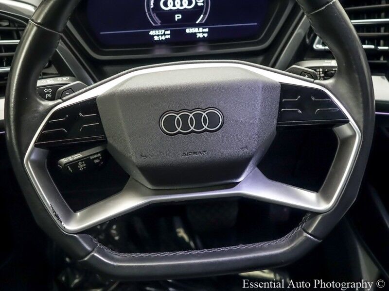 2022 Audi Q4 e-tron Premium Plus Willowbrook IL