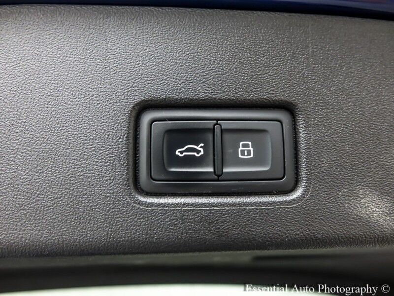 2022 Audi Q4 e-tron Premium Plus Willowbrook IL