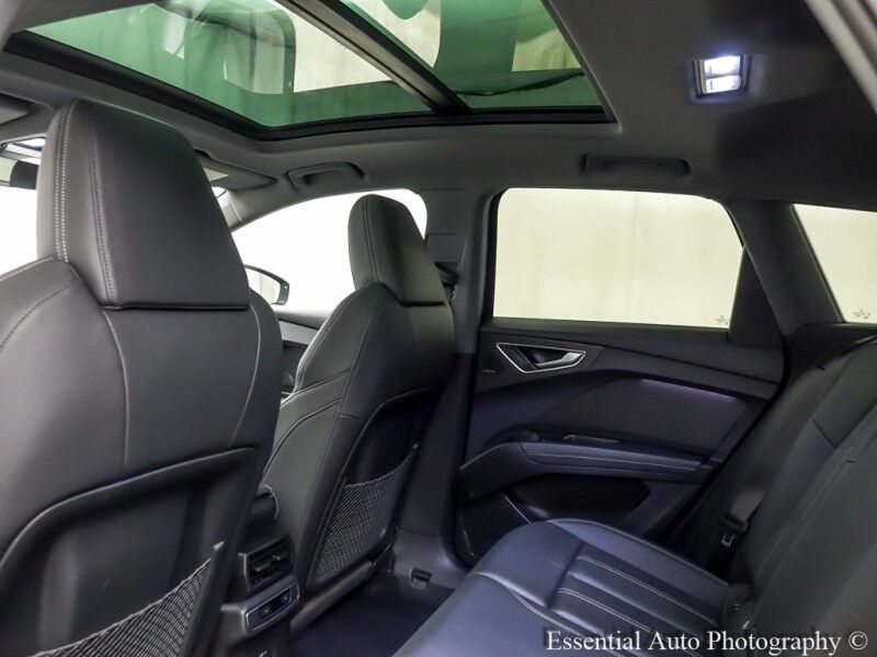 2022 Audi Q4 e-tron Premium Plus Willowbrook IL
